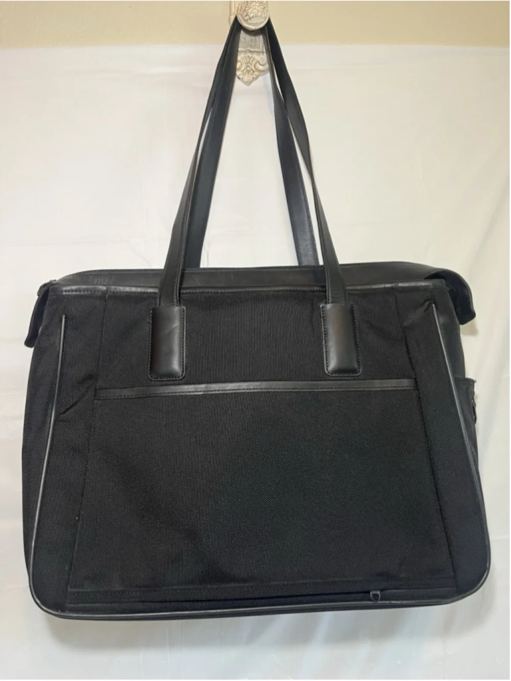 Victorinox Swiss Army WebSeries 2.0 Black Travel Web Tote Bag with laptop sleeve